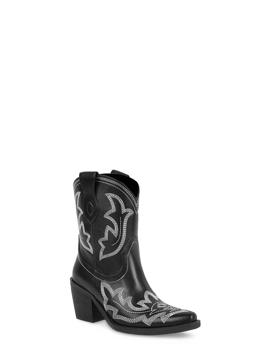 Cowboy boots 2025 womens clearance