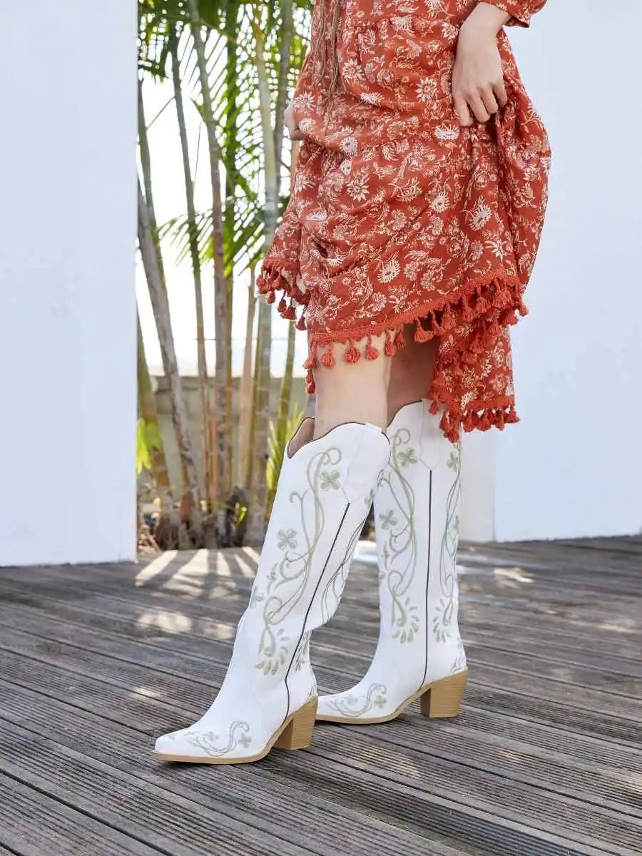 Wetkiss_Floral_Embroidery_Whiten_Knee_High_Western_Boots