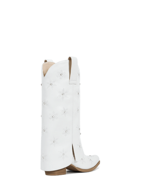 White-snowflake-christmas-theme-fold-over-mid-heel-boots