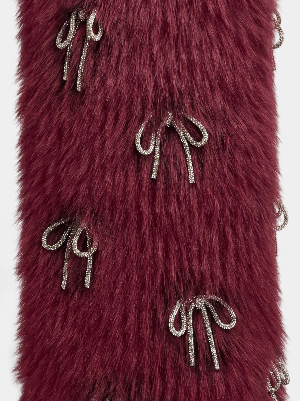burgundy_faux_fur_rhinestone_bow_detail