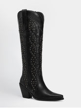 vintage_textured_leather_western_boots