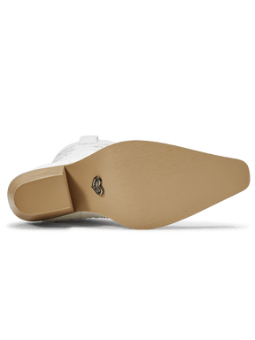 white-embroidered-floral-wedding-cowgirl-boots-rubber