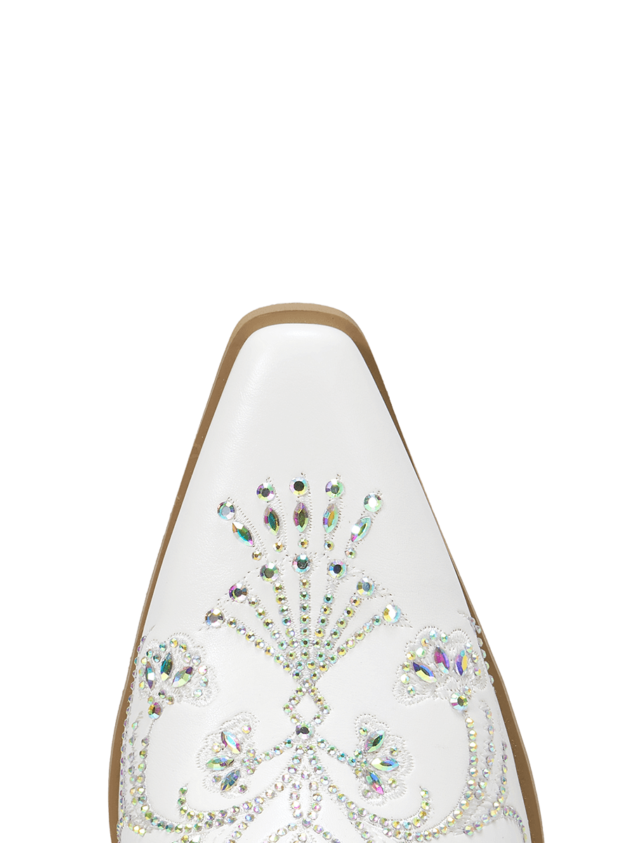 white-embroidered-floral-wedding-cowgirl-boots-snip