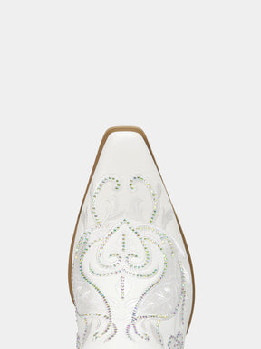 white-embroidered-rose-wedding-cowgirl-boots-snip